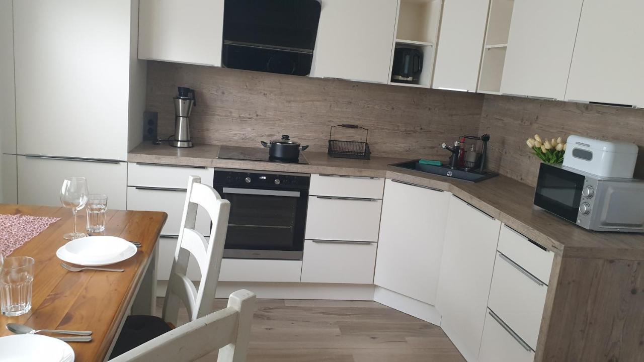 Boardingappartement Windeckblick, Ruhige, Zentrale Lage Mit Grossem Suedbalkon Bühl Exterior foto